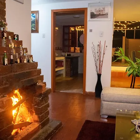 Restaurante y Hostal: De La Villa Pa Sumercé-2