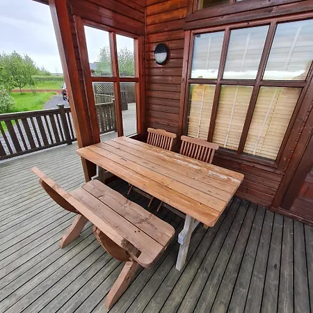 Minniborgir Cabins-2