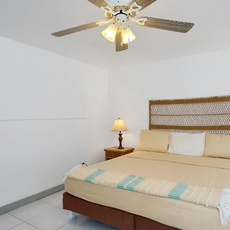 Edwards Guesthouse-2