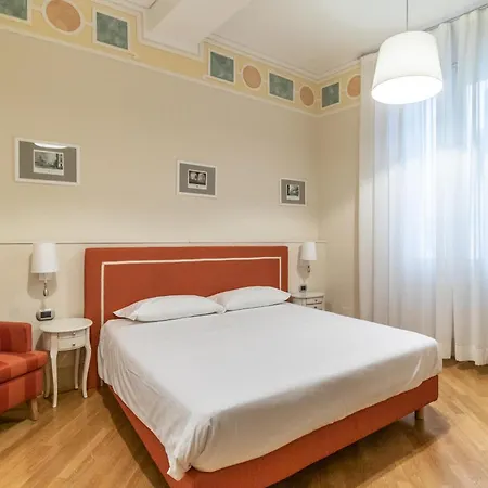 Casa Isolani Guest House Piazza Maggiore 1-3
