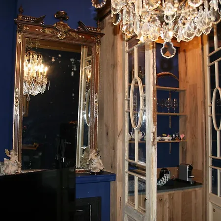 Sint Andries Suites-3