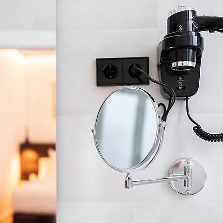 Woohoo Rooms Boutique Luna-2
