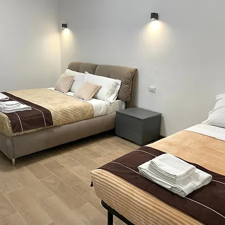 Fiera Rooms-3