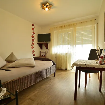 Hotel Zrenners Garni-2