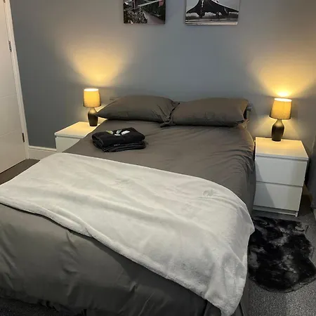 Meadow Street En-Suite Rooms-3