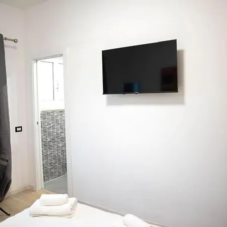Genova Suite-2