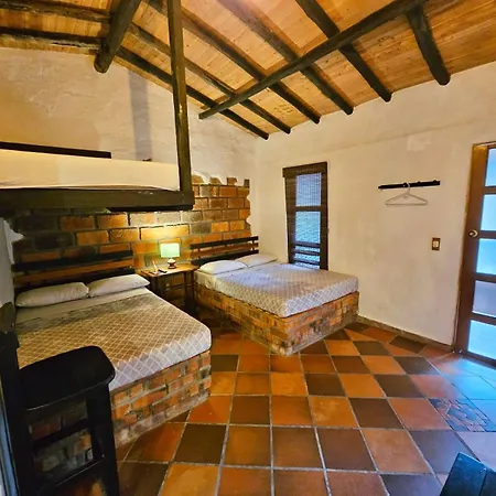 Cabañas y Hostal Bonanza mesa de los santos-2