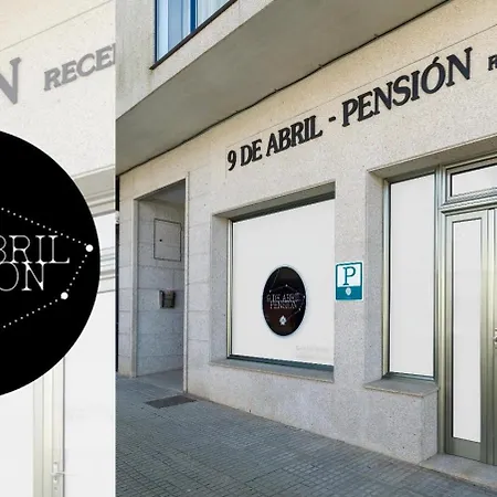 Pensión 9 de Abril-3