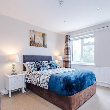 Holcombe Guest House-2