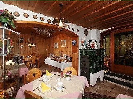 Hotel Edelweiß-2