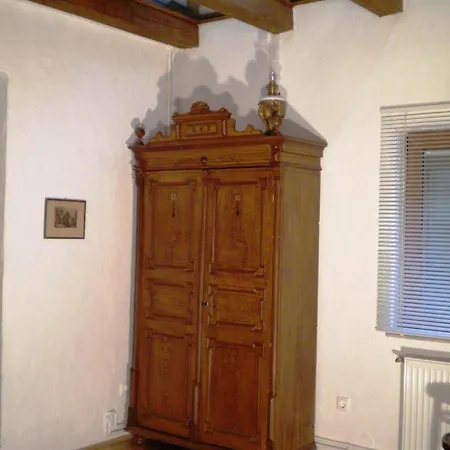 Casa Rozelor-2
