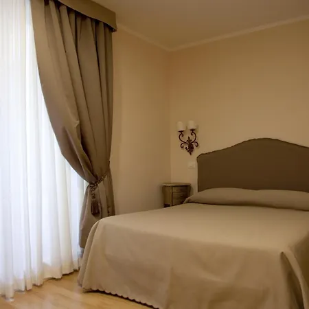 Residenza Dei Gracchi-2
