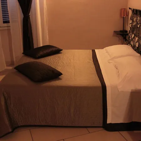 San Lorenzo Rooms-3