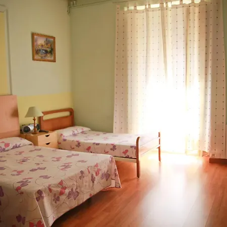 Hostal Loyola-3