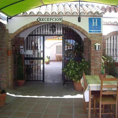 Hostal Mini Golf-3