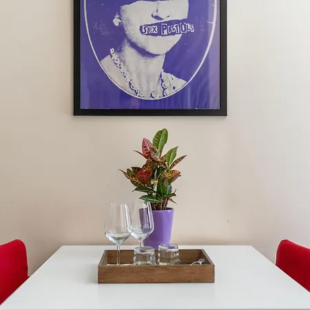 Snob Luxury Suite-2
