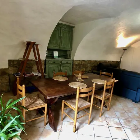 Domaine de Chanteperdrix-3