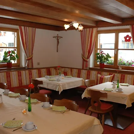 Pension Walserheim-2