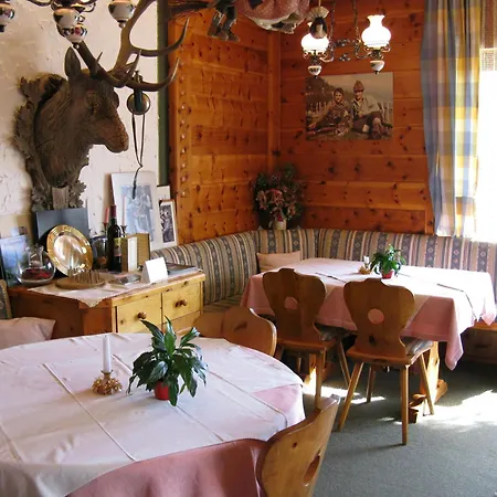 Landgasthof Hubertusstubn-2