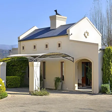 Petit Plaisir Is A Romantic Self-Catering Cottage On The Side Of The Village No1-3