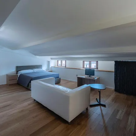Domus Regina-3