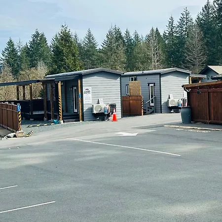 Chims Cabins - Port Alberni-2
