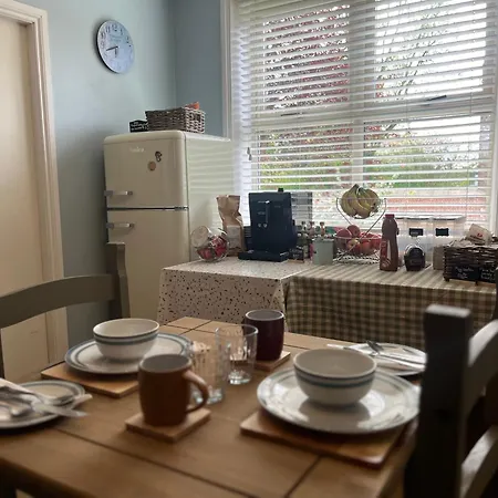 Pinfold Cottage York-3