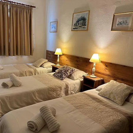 Green Grove Guest House-3