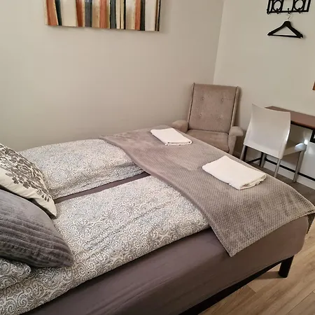 Húsid Guesthouse-2