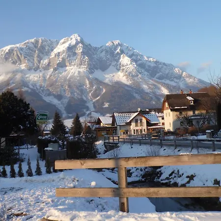 Pension Tilly-2