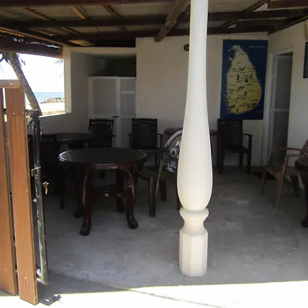 Anicia Beach House-3