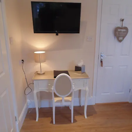 Woodside Guest House-2