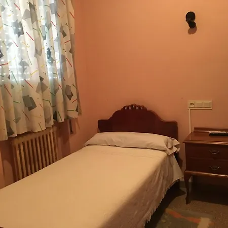 Hostal Moraleda **-2