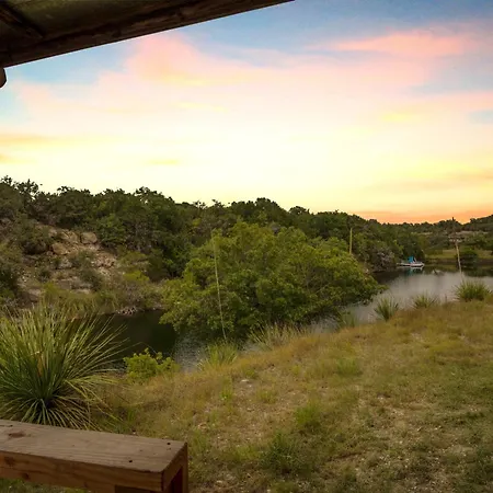 Hondo Creek Hideaway-2