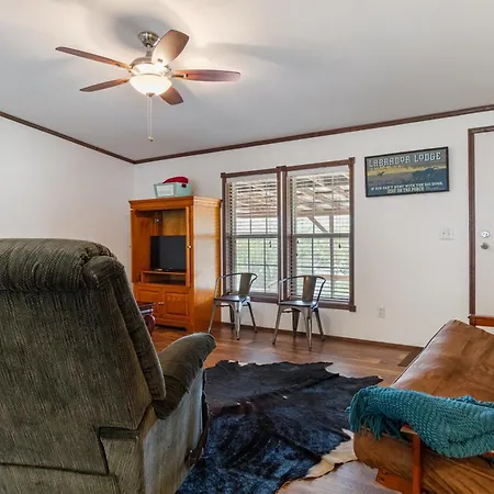 Hondo Creek Hideaway-3