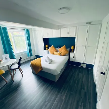 Avalon Guest House-2