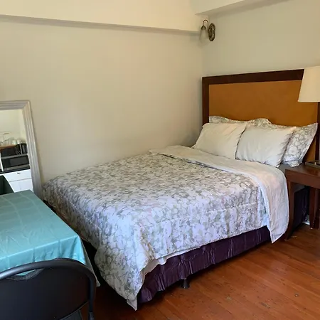 Manor Guest House-2