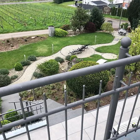 Weingut Bastian-2