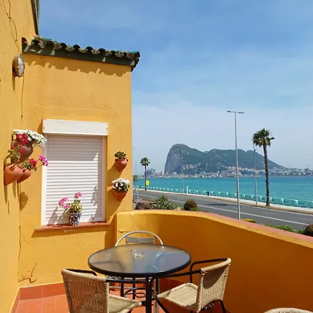 Gibraltar Views Guest House-2