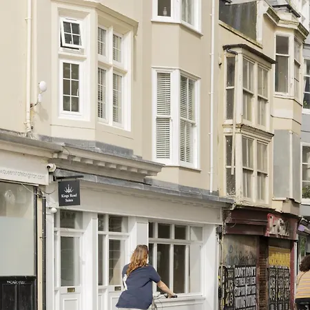 Kings Road Suites-2
