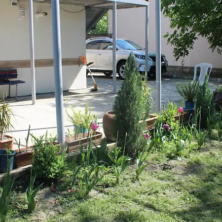 Guesthouse Levani-2