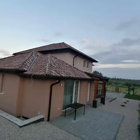 Villa Leona-3