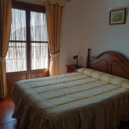 hostal ruta de las nieves-2