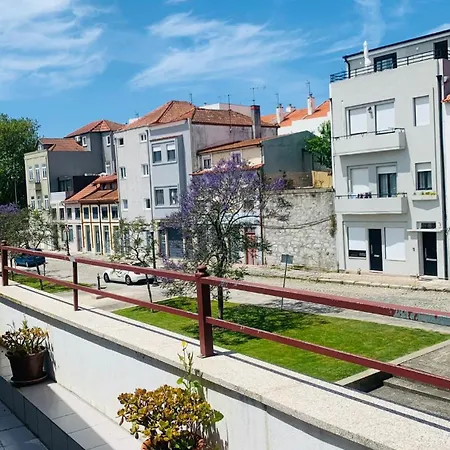 Invicta Porto Guest House-2