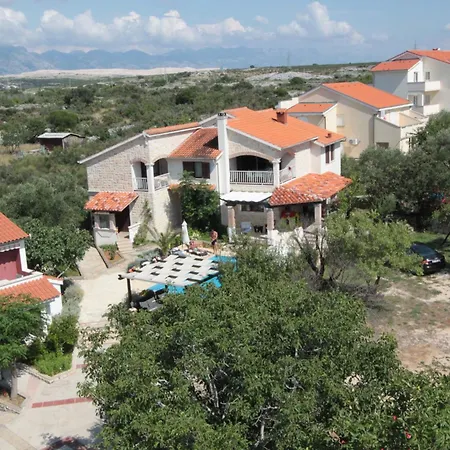 Poolside Stone Residences - Marina Bok-2
