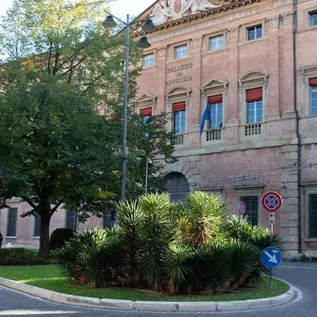 Due Torri Rooms - Bedinbolognacentro-3