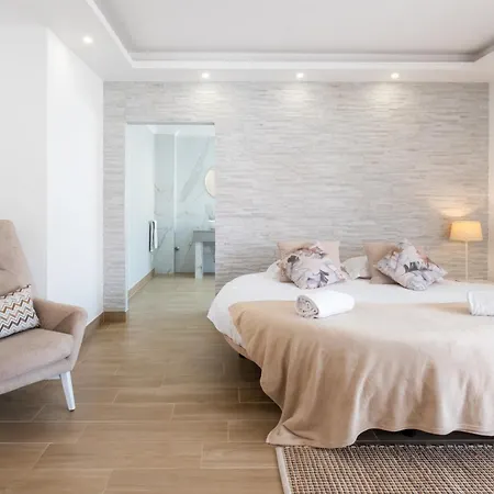 West Side Guesthouse-2