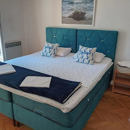 Guest House Vila Bak-2