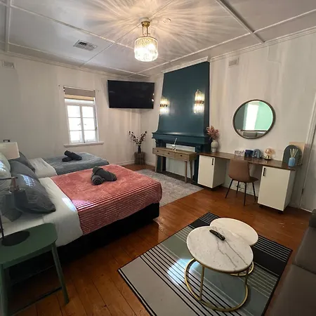 Hazeldene House Stay-3
