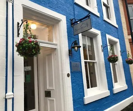 Daviot Guest House-2